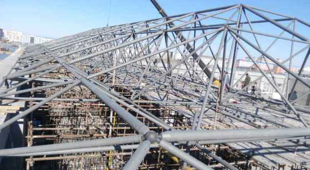 惠州细数网架装配中抉择应用钢结构对室第的优势